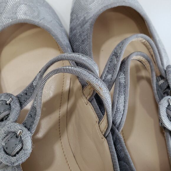 Nine West Women's Silver Flats, Size 8M - Picture 6 of 9
